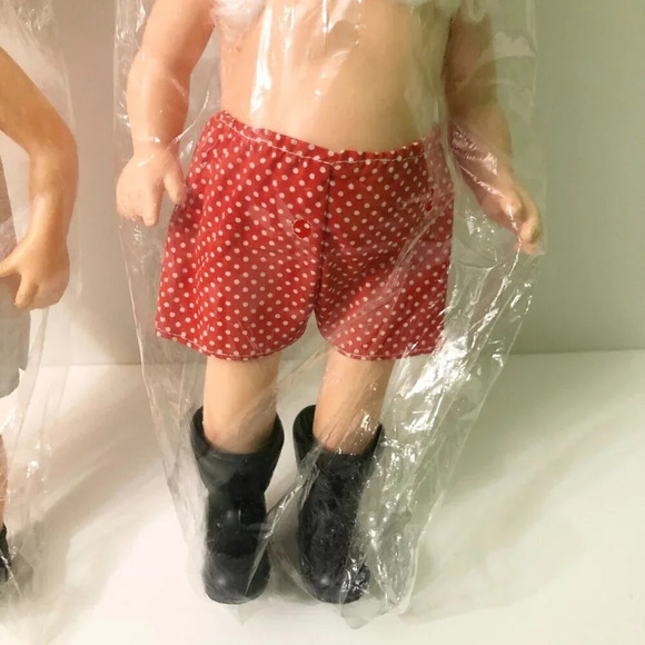 Vintage 1990 Fibre Craft Santa and Mrs Claus Music Box Dolls - Picture 5 of 13